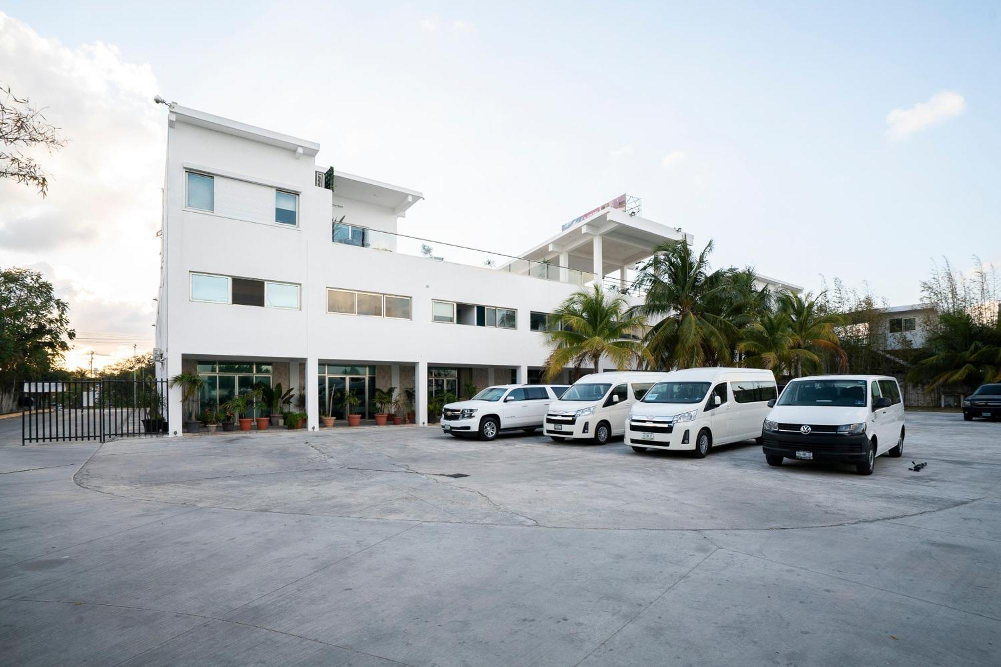 Capital O Cancun International Airport 24 7 מראה חיצוני תמונה